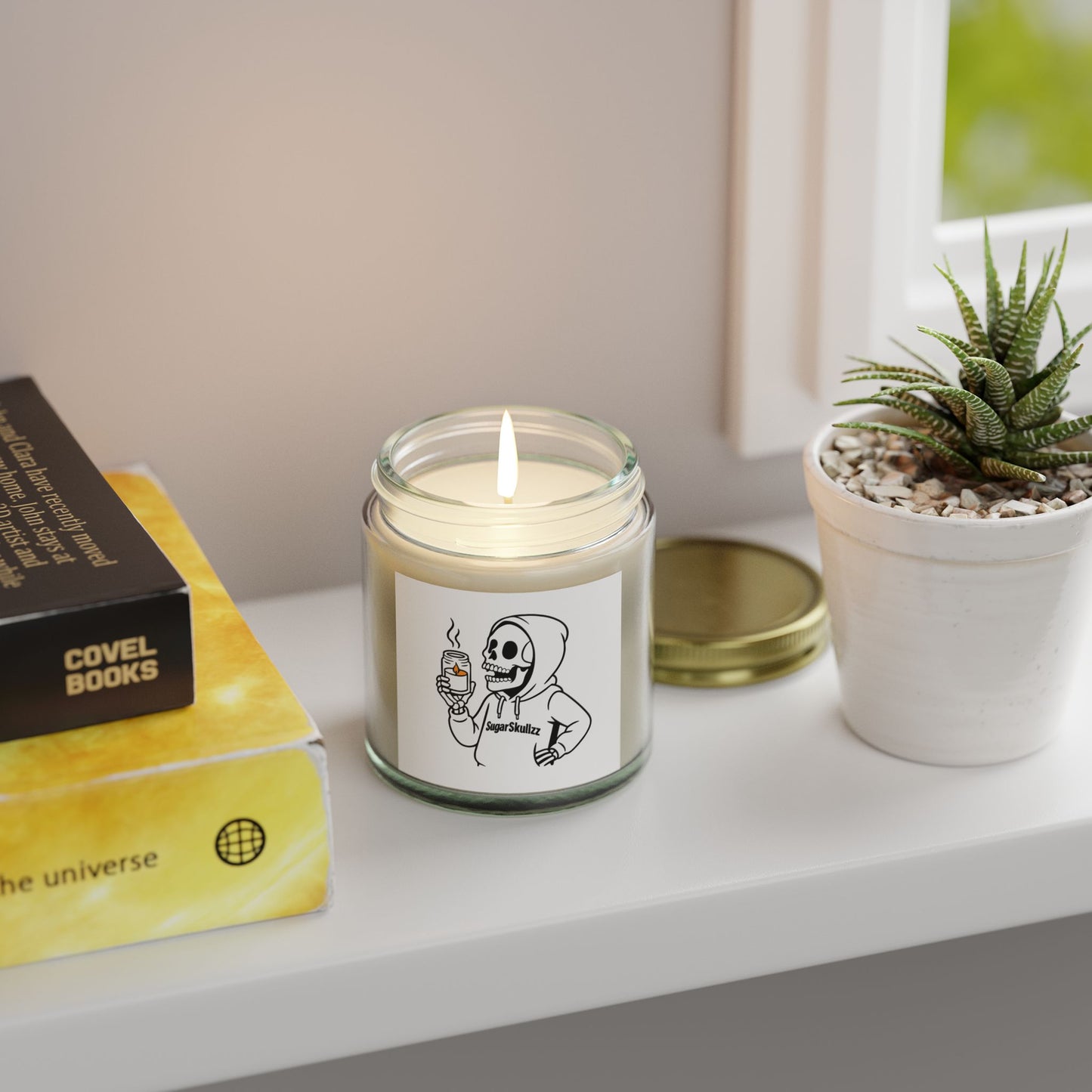 Coconut Apricot Scented Candle, Skull Design, Home Decor, Gift for Her, Halloween Candle